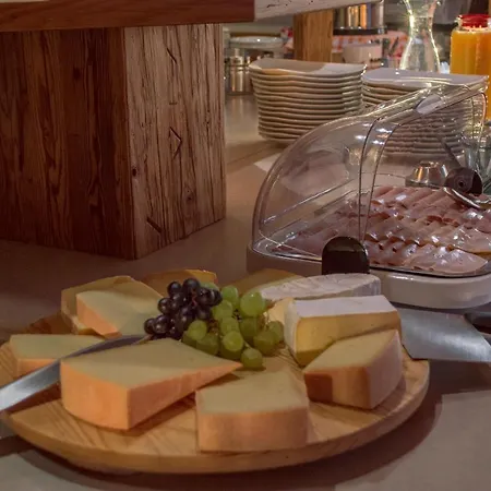 Отель Eggishorn Фиш